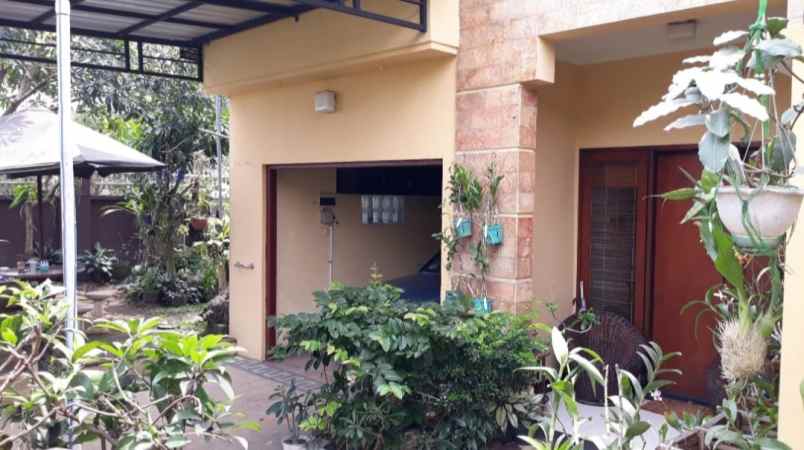 dijual rumah griya shanta mojolangu