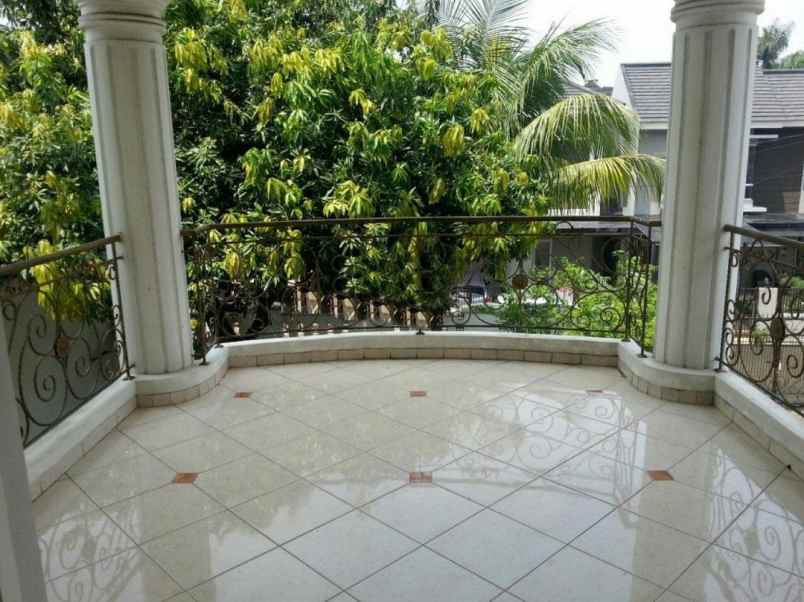 dijual rumah griya torina bintaro
