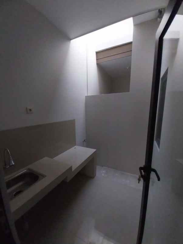 dijual rumah gunungsari