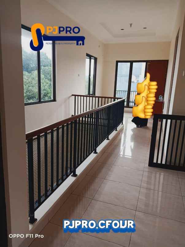 dijual rumah harapan indah cluster