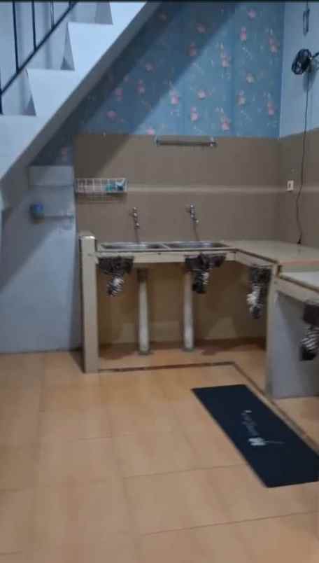 dijual rumah harapan indah cluster