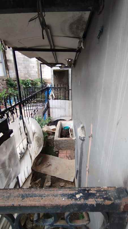 dijual rumah hook di jatikramat indah bekasi