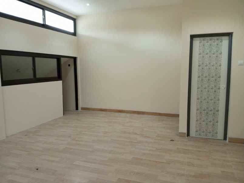 dijual rumah jalan alternatif kota