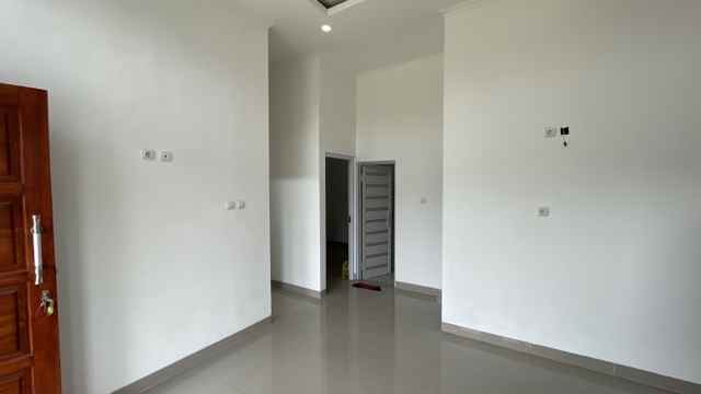 dijual rumah jalan alternatif kota