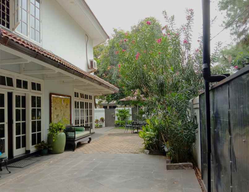 dijual rumah jalan asem raya cipete