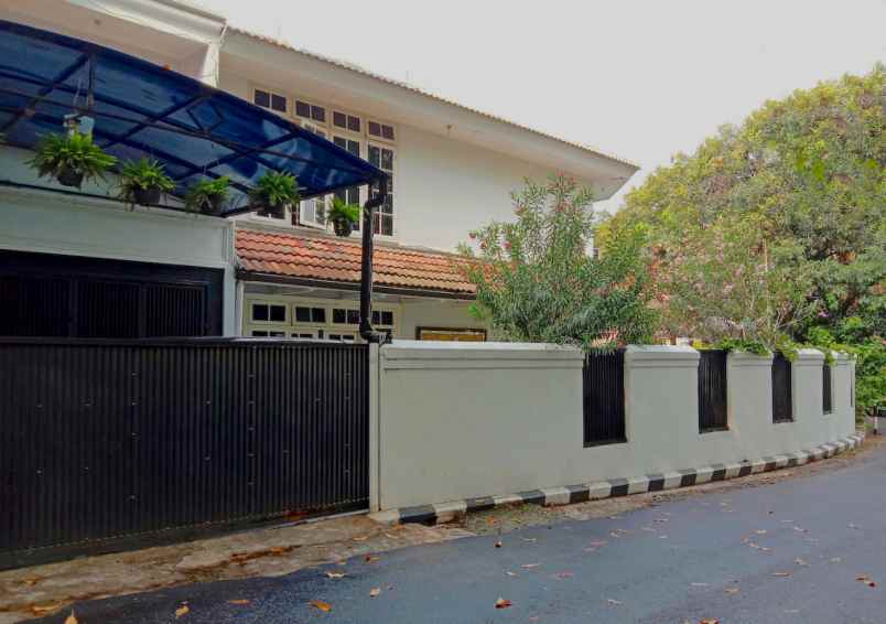 dijual rumah jalan asem raya cipete