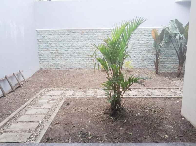 dijual rumah jalan gejayen mrican