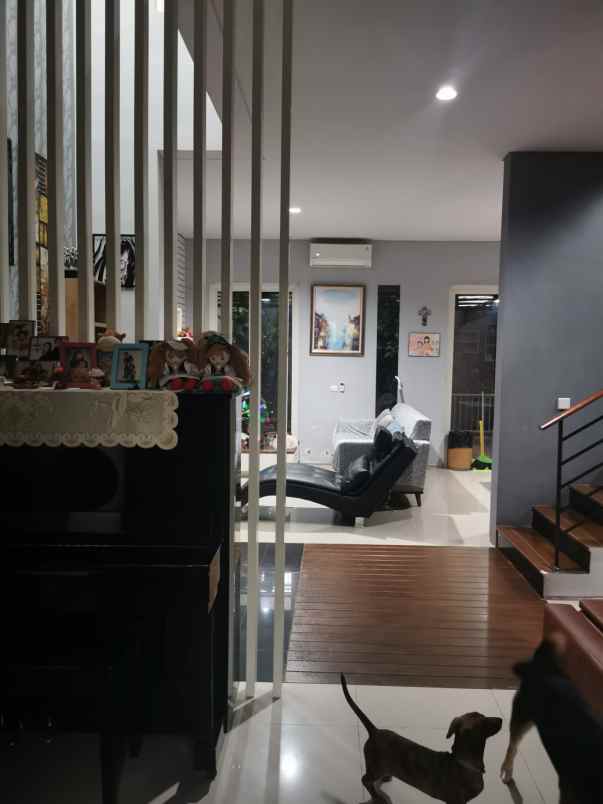 dijual rumah jalan green hill citraland