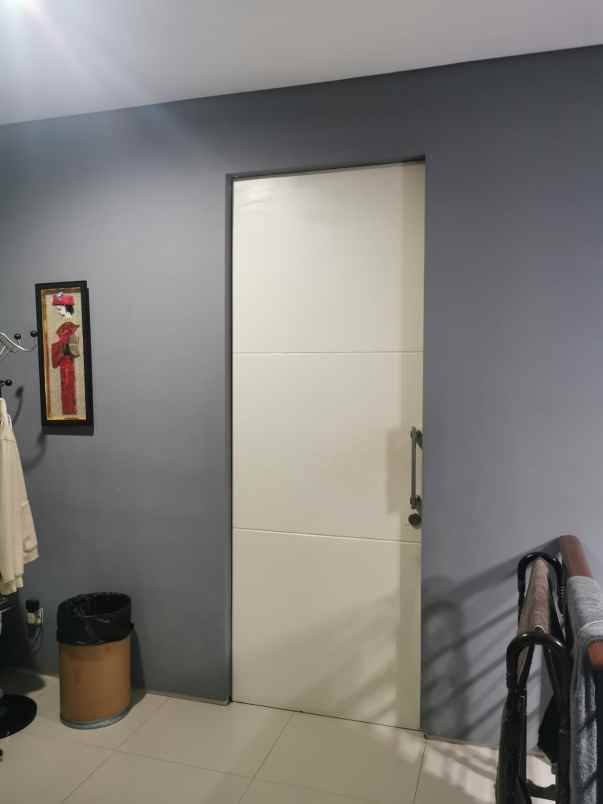 dijual rumah jalan green hill citraland