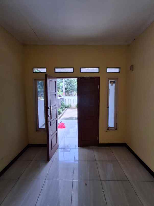 dijual rumah jalan jampang kalisuren rt