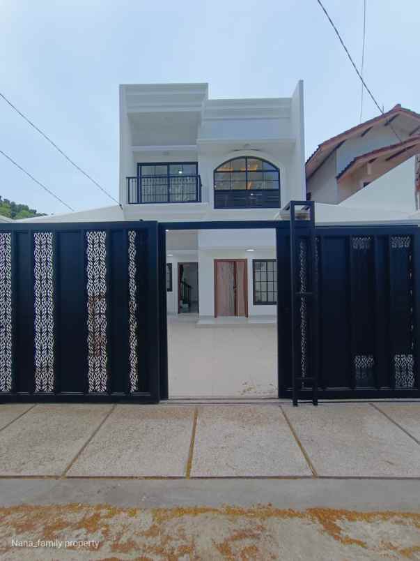 dijual rumah jalan raya joglo jakarta barat