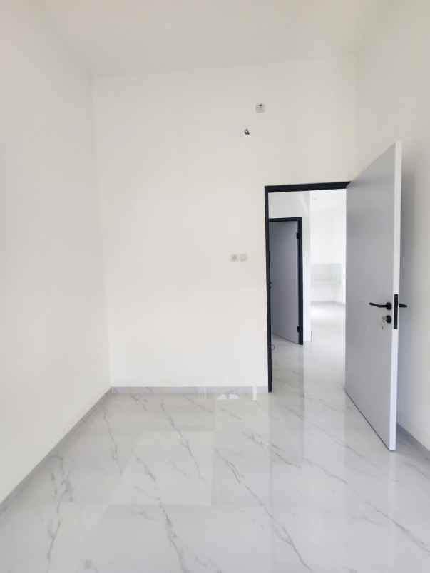 dijual rumah jalan raya rempoa lebak