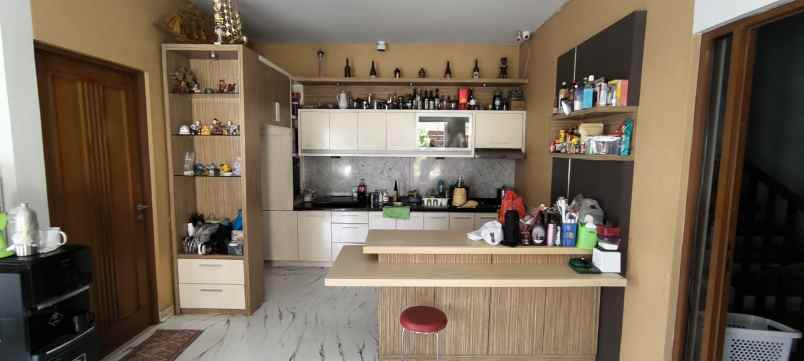 dijual rumah janur kuning