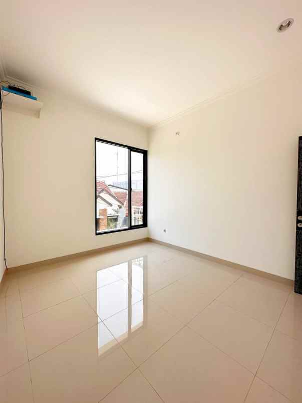 dijual rumah jatiasih