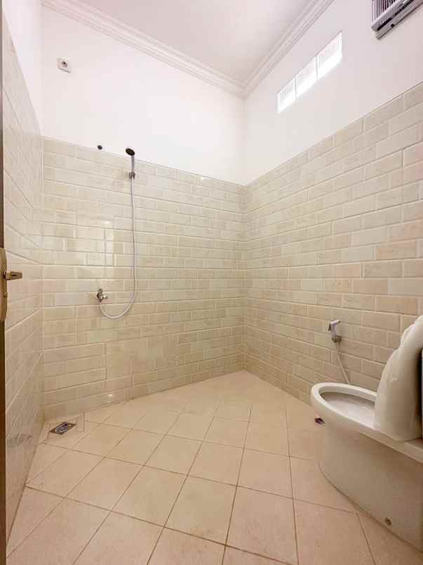 dijual rumah jatiasih