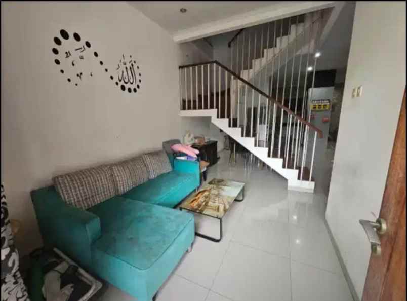 dijual rumah jatibening estate jl dr