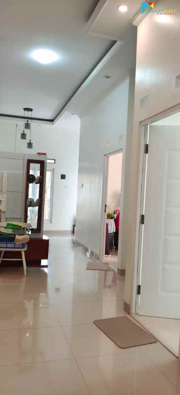 dijual rumah jatiwaringin pondok gede