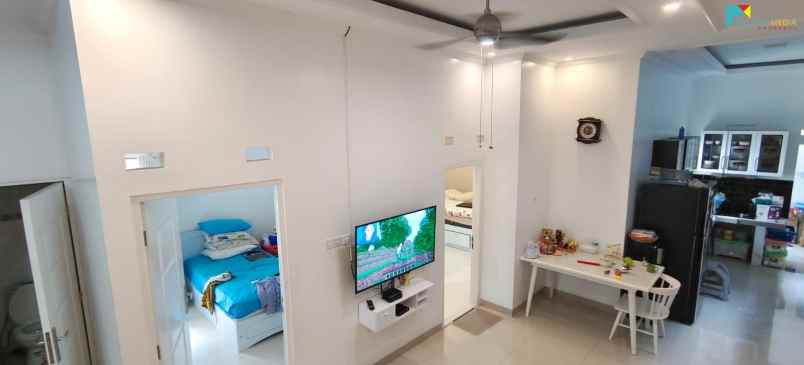 dijual rumah jatiwaringin pondok gede