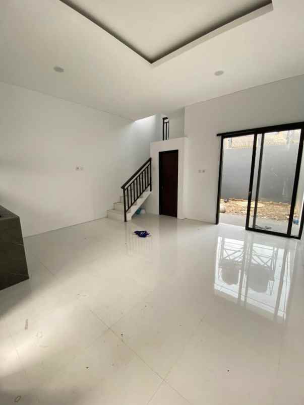 dijual rumah jatiwaringin pondok gede