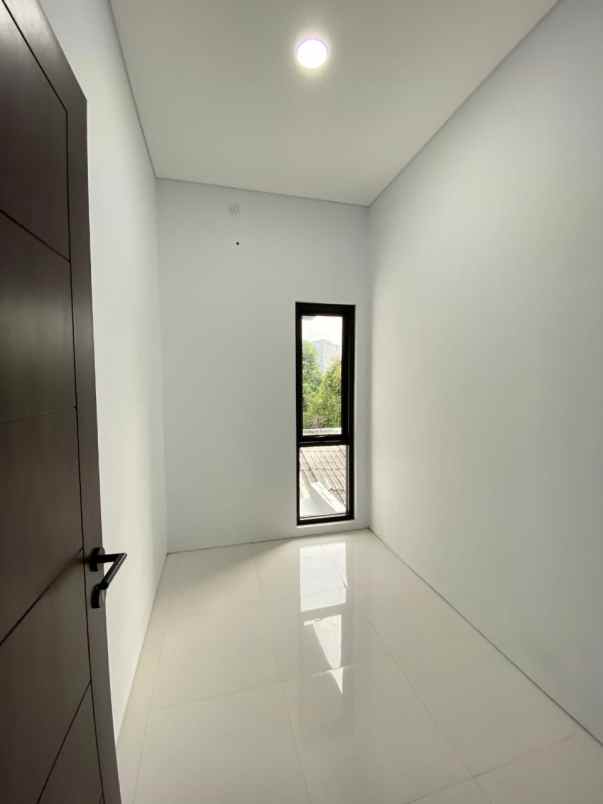 dijual rumah jatiwaringin pondok gede