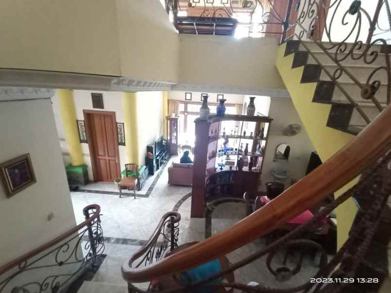 dijual rumah jl caman raya jatibening