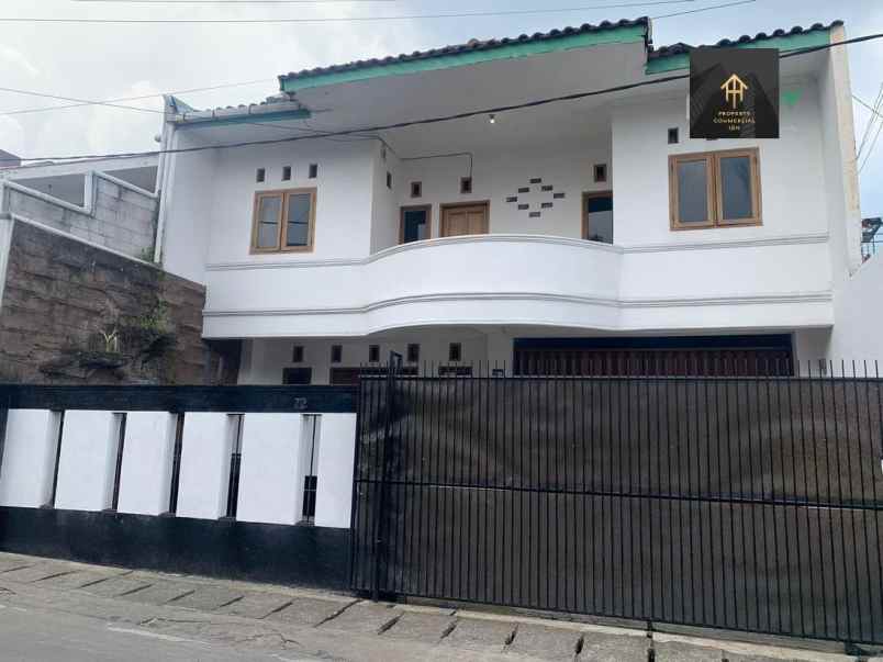 dijual rumah jl cibeunying cigadung dago
