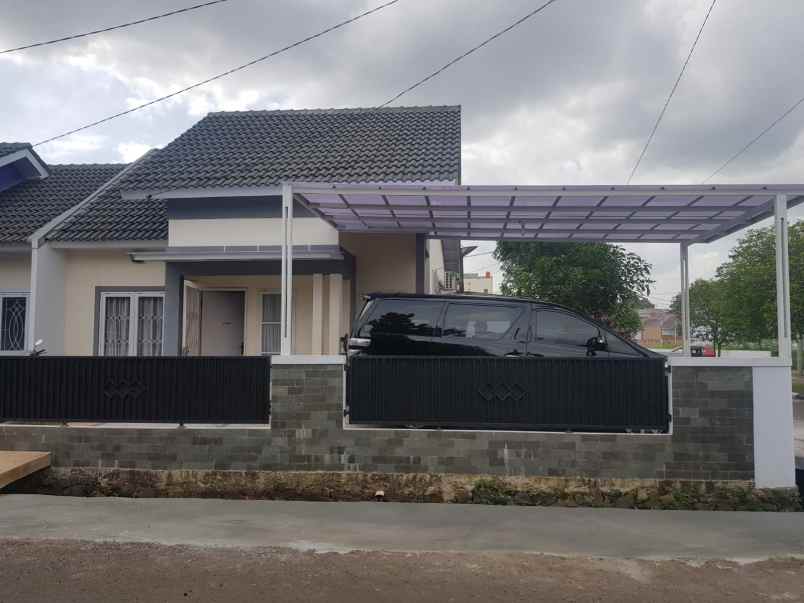 dijual rumah jl cimuning mustika jaya