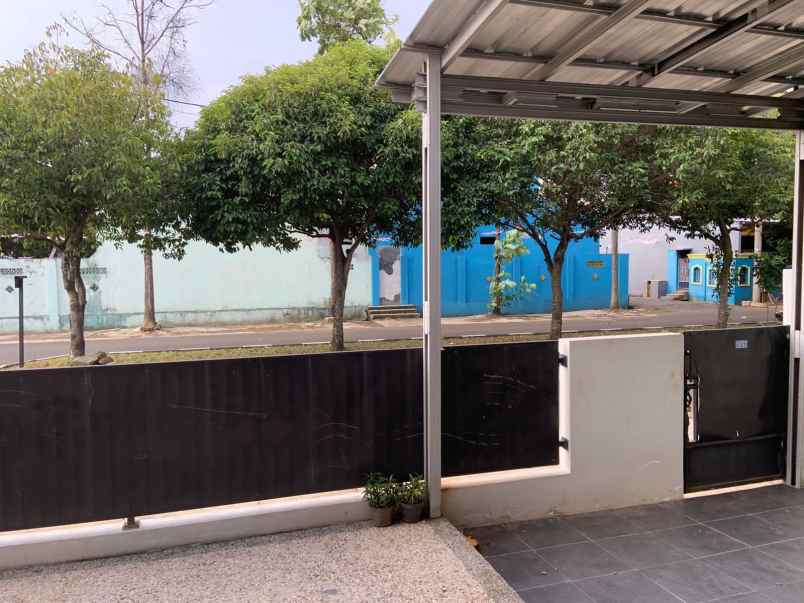 dijual rumah jl cimuning mustika jaya