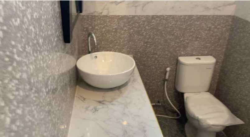 dijual rumah jl cinere raya cinere