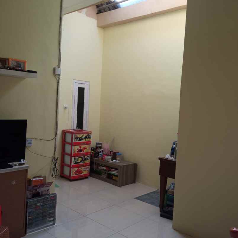 dijual rumah jl desa karangrau