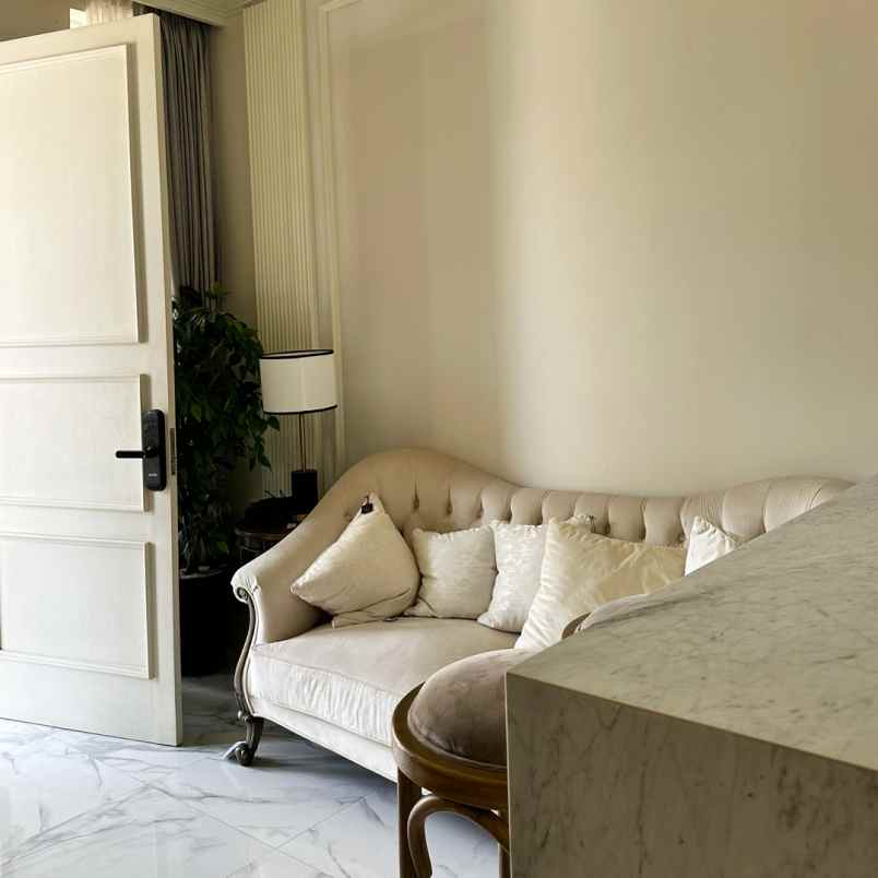 dijual rumah jl garuda sawah lama