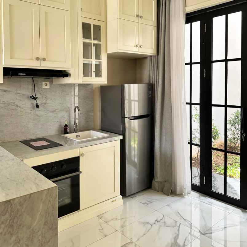 dijual rumah jl garuda sawah lama