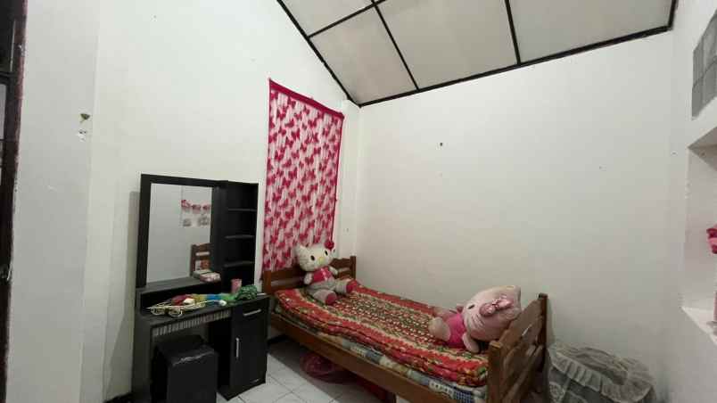 dijual rumah jl gatot subroto