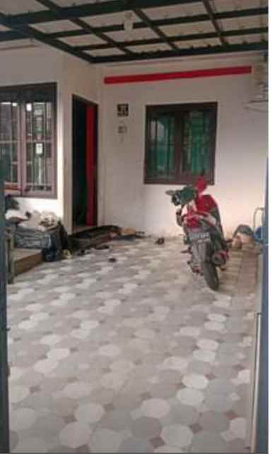 dijual rumah jl griya melati mas