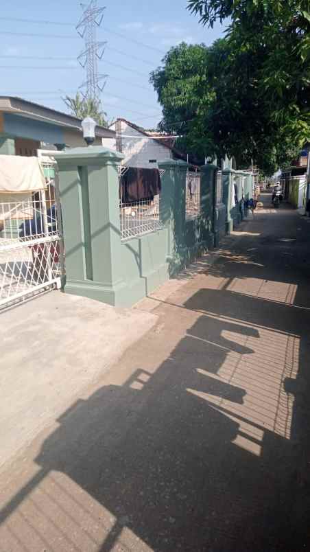 dijual rumah jl kp pelaukan rt 001 001
