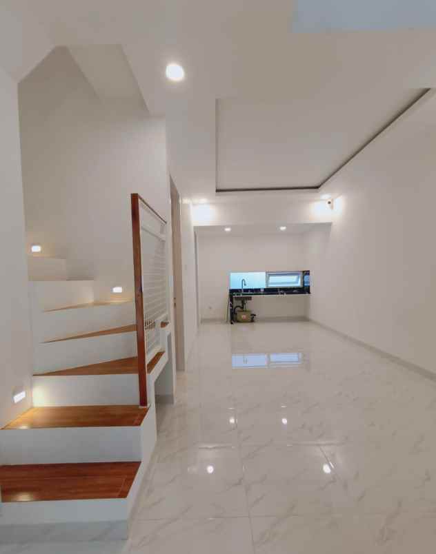 dijual rumah jl m saidi jakarta