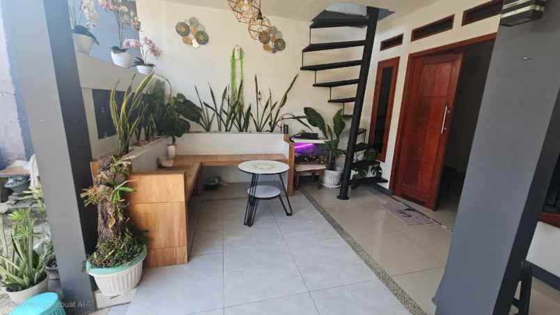 dijual rumah jl meruyung raya