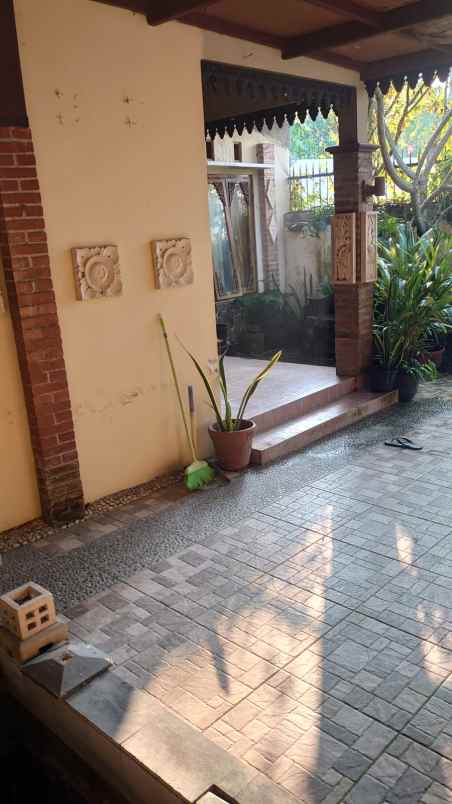 dijual rumah jl palagan km 10
