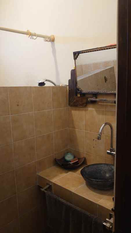 dijual rumah jl palagan km 10
