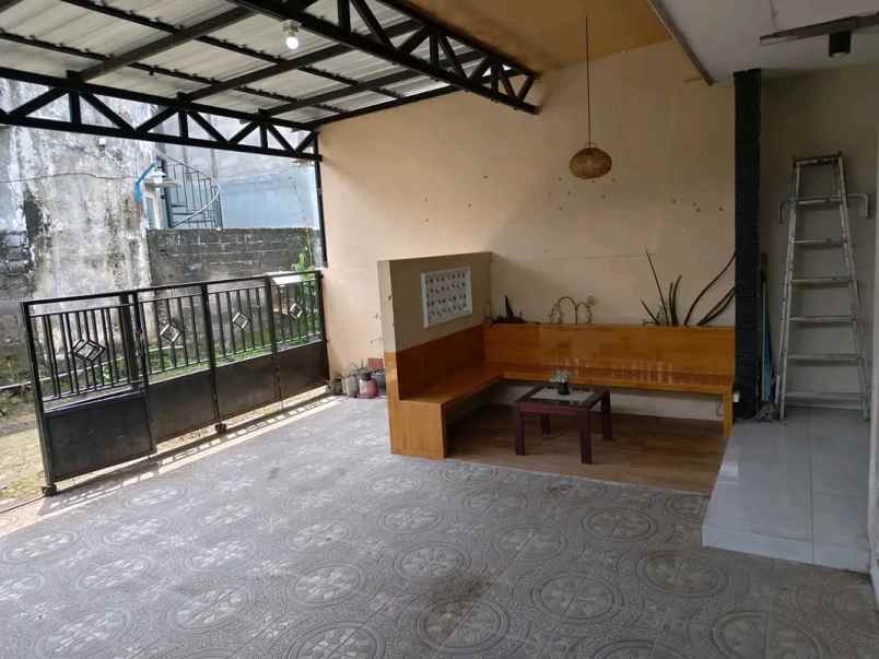 dijual rumah jl palagan km 11