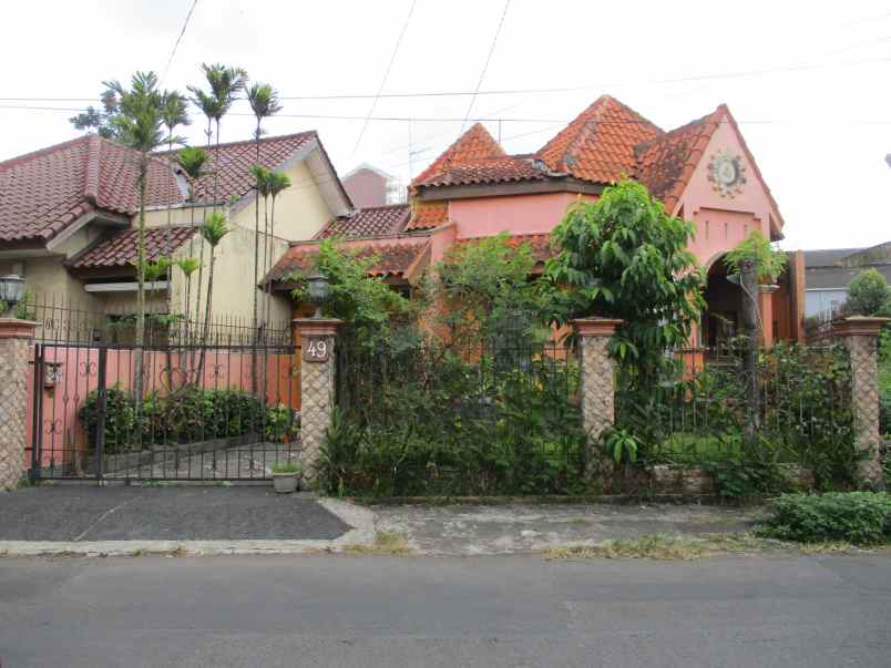 dijual rumah jl pandega marta raya no