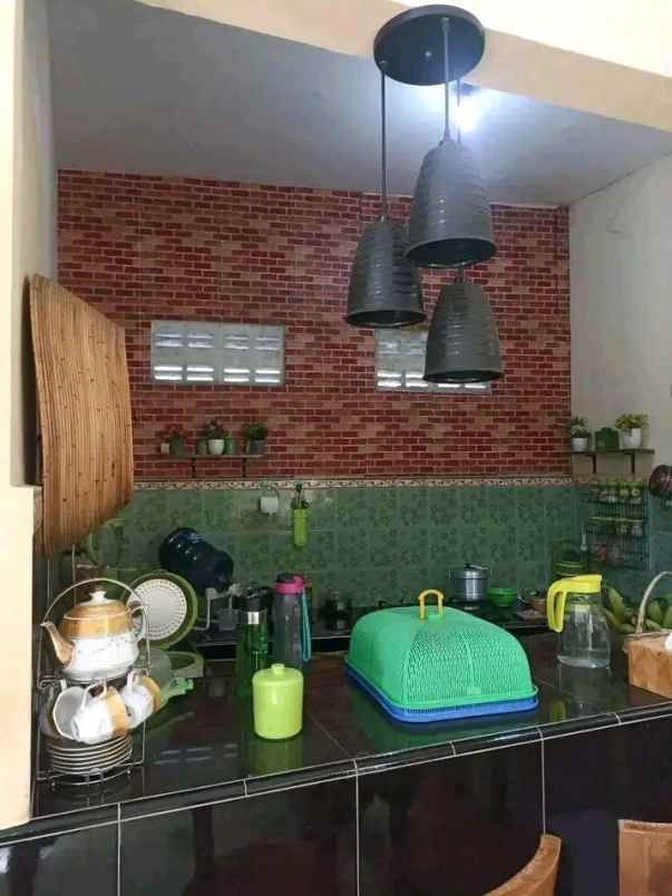 dijual rumah jl parangtritis km 21