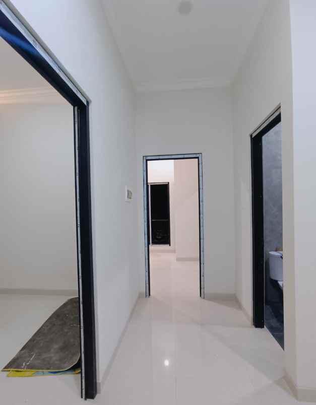 dijual rumah jl pondok aren