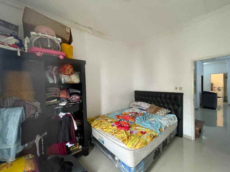 dijual rumah jl pondok kelapa duren