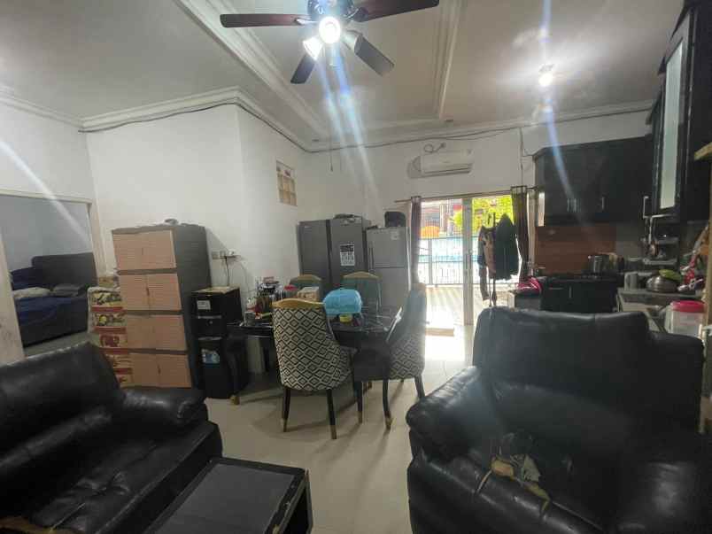 dijual rumah jl pondok kelapa duren