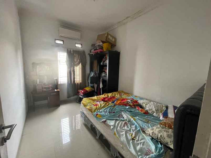 dijual rumah jl pondok kelapa duren