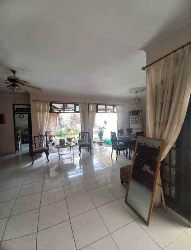 dijual rumah jl pondok kelapa duren