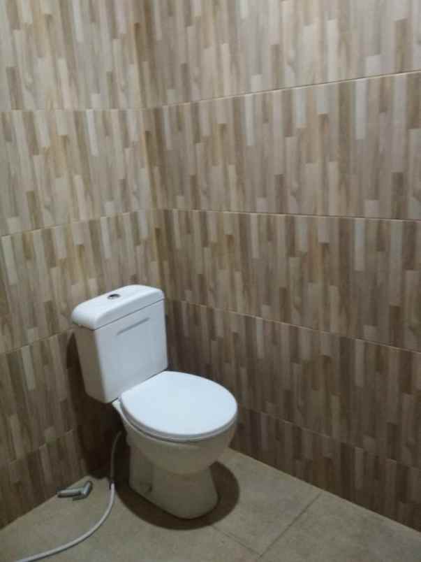 dijual rumah jl praja dalam