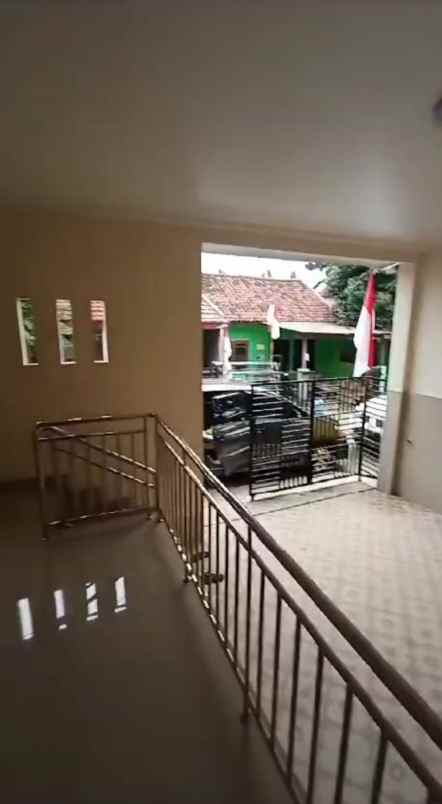 dijual rumah jl puri alam kencana