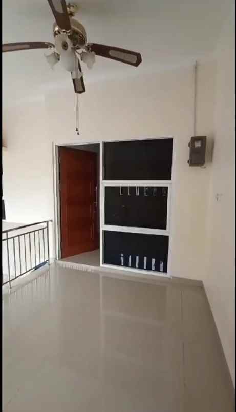 dijual rumah jl puri alam kencana